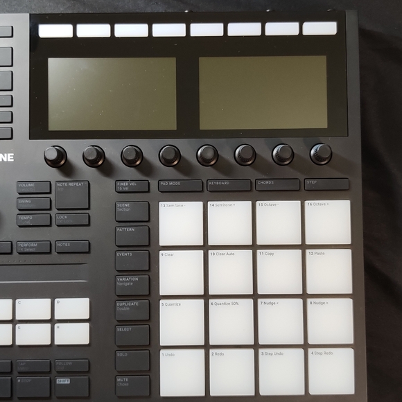 Maschine MK3 - Picture 11 of 11